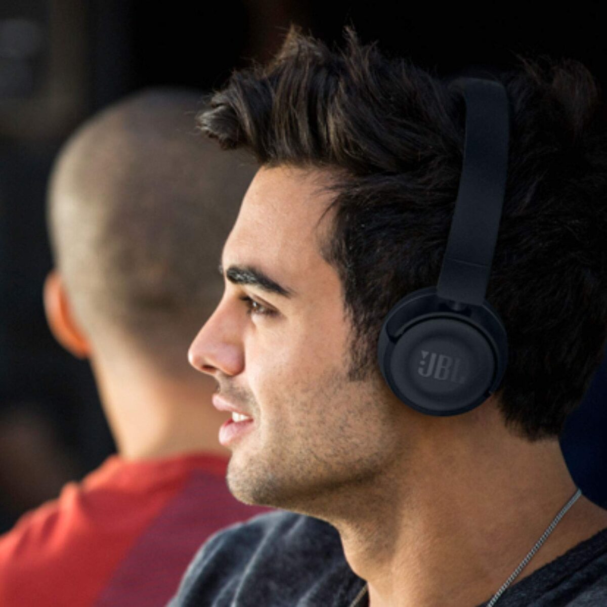 JBL T460BT Extra Bass Wireless On-Ear Headphones (Black) - Image 6